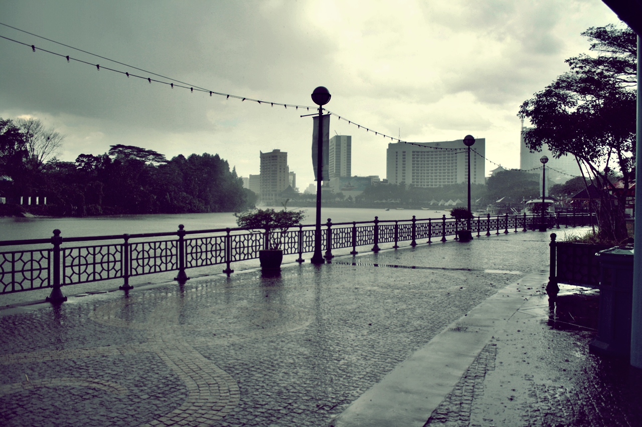 The Kuching Waterfront promenade along the Sarawak River