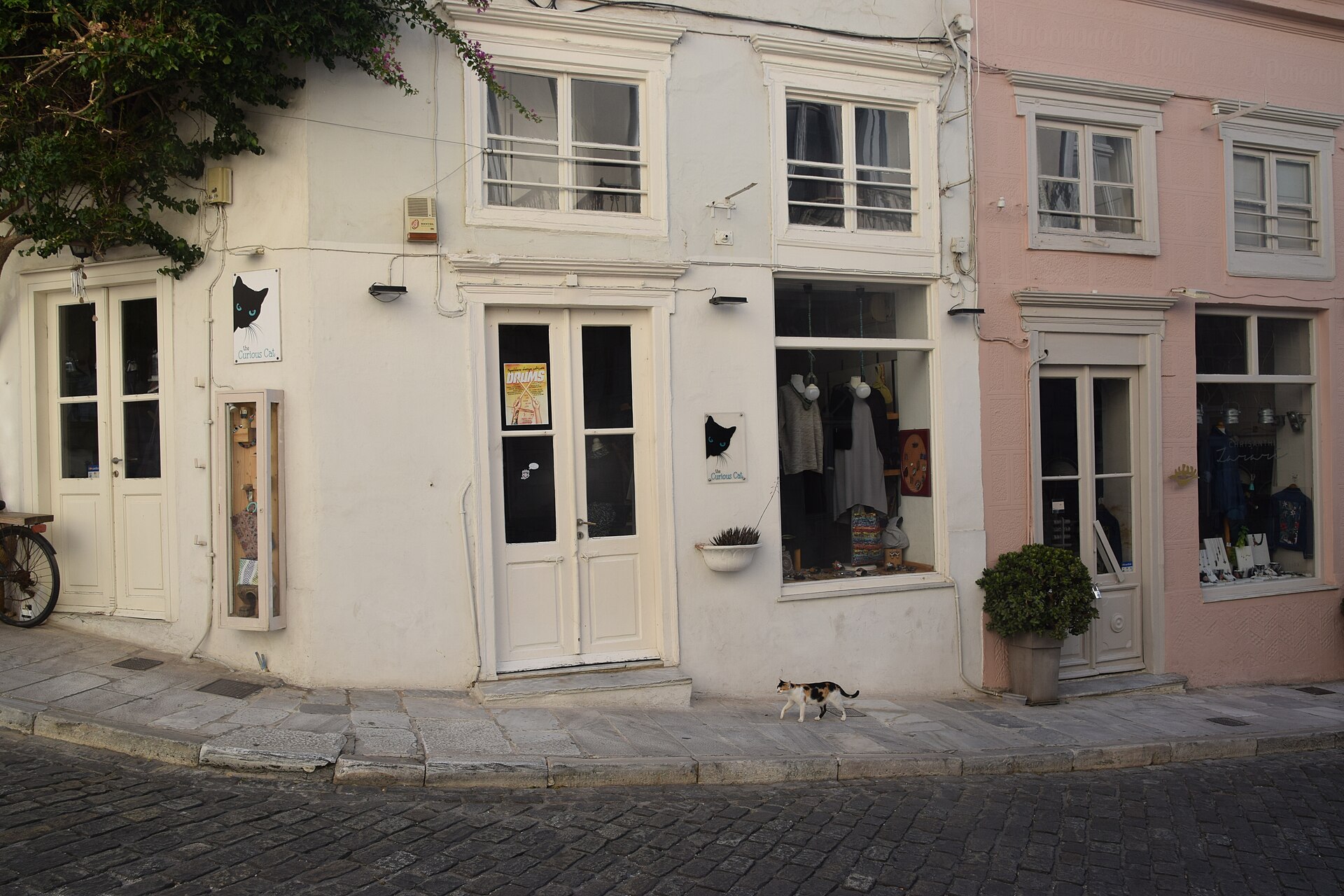 A view in Syros in October